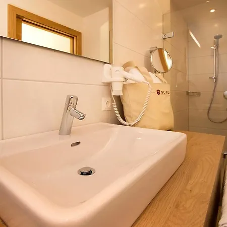 アパートホテル Gurglhof Apartmenthaus オーバーグールグル