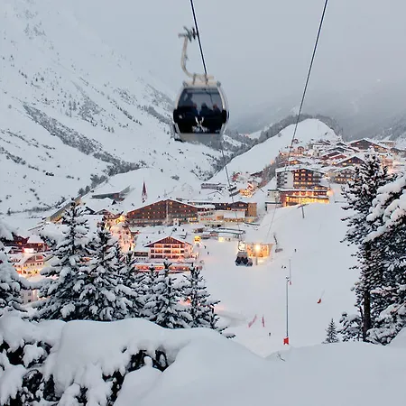 公寓式酒店 格尔霍夫公寓 4*